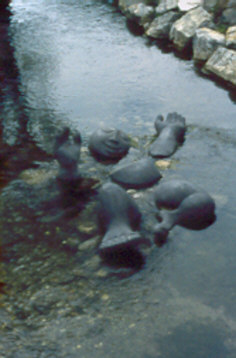 Skulptur im Wasser